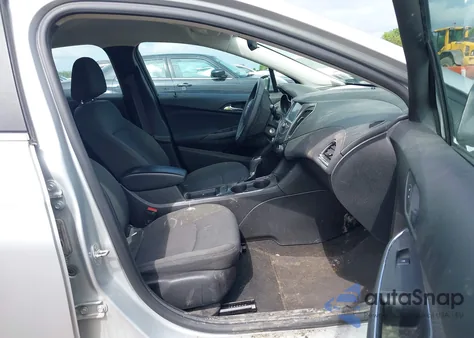 2017 Chevrolet Cruze Lt Auto from USA, damaged, VIN 3G1BE6SMXHS581730